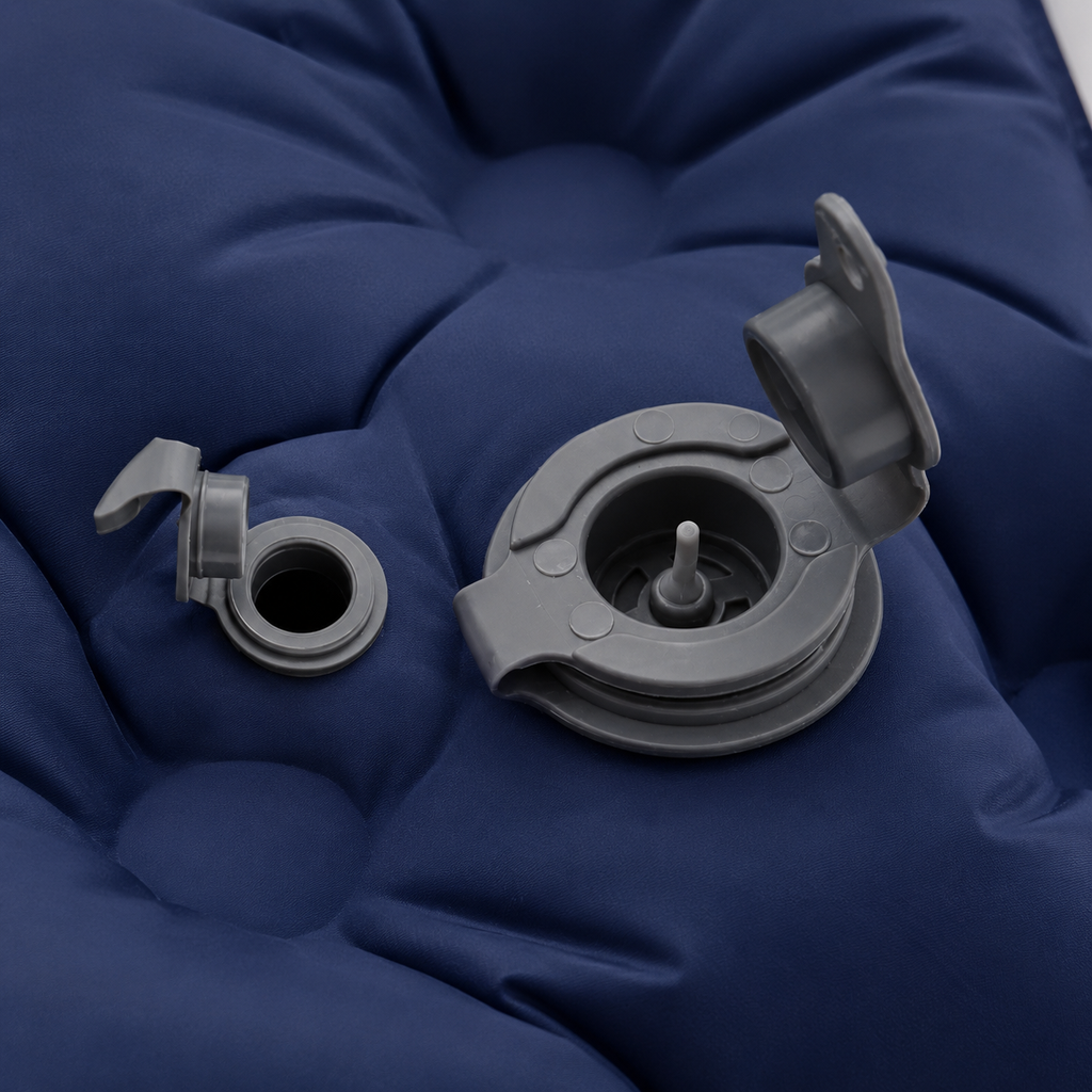 Gros plan sur les deux valves de gonflage et de dégonflage du matelas double Belmont-Air